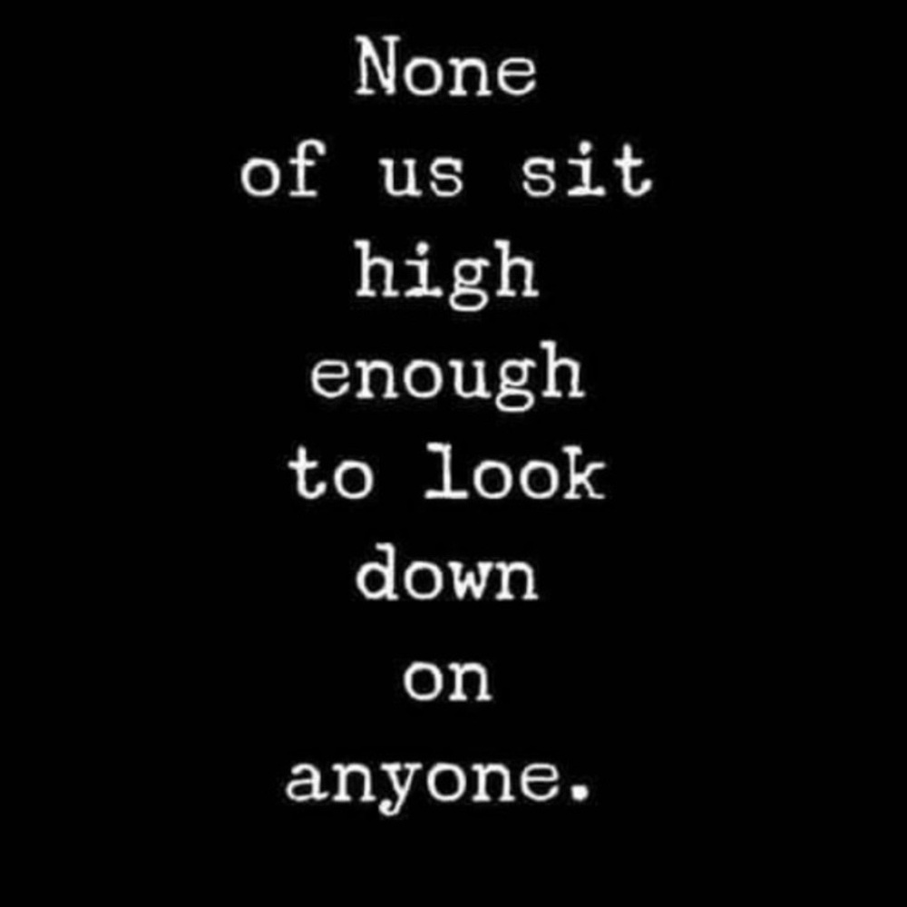 Helpingwomen Live Notification